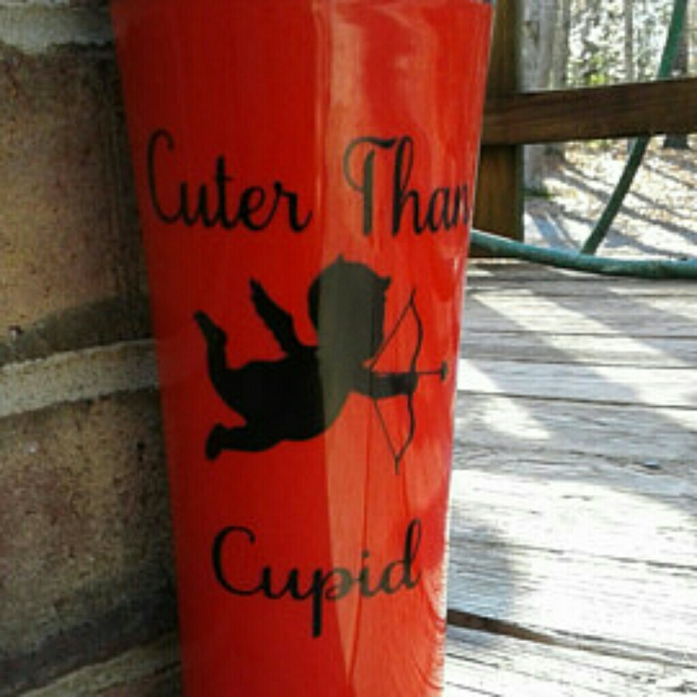 Custom to go cups !